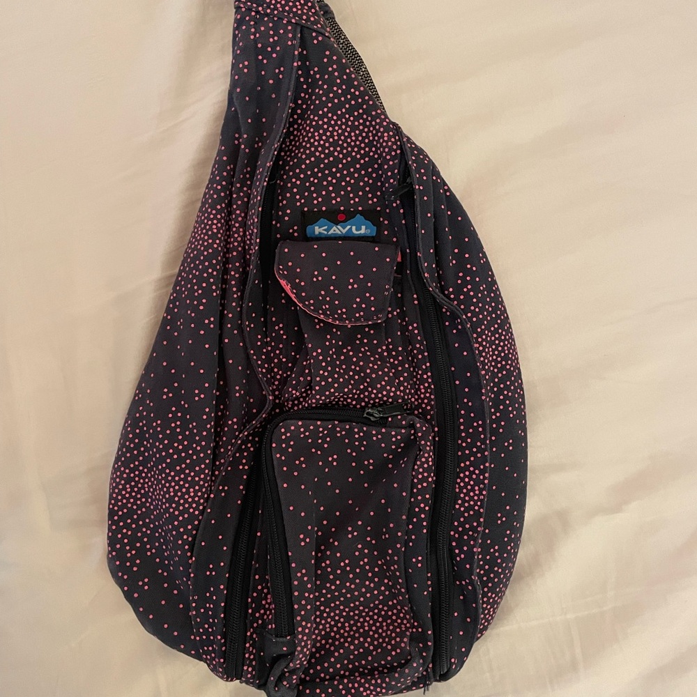 Kavu Pink and Navy Blue Polka Dot Rope Bag